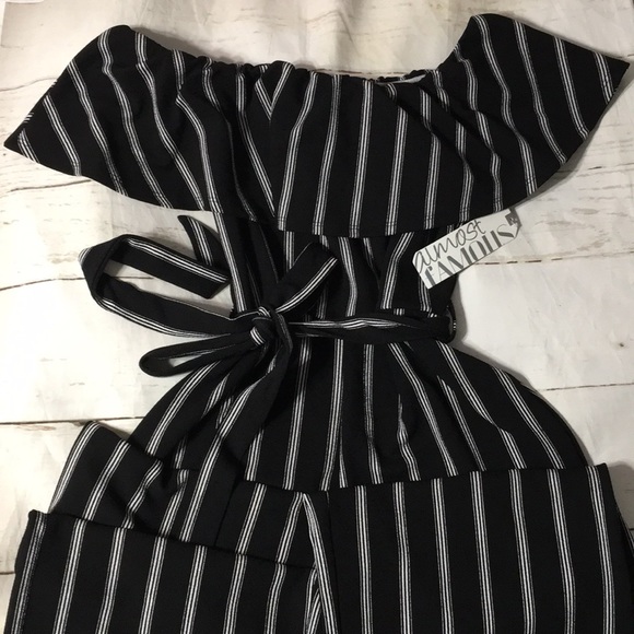 Almost Famous Ruffled Jumpsuit NWOT - Picture 5 of 10